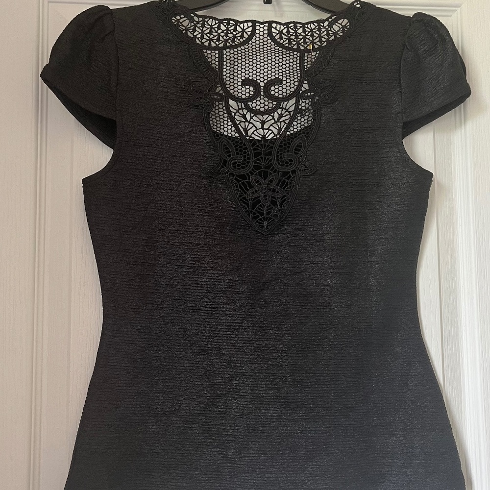 New Women’s Only Top Black Size S